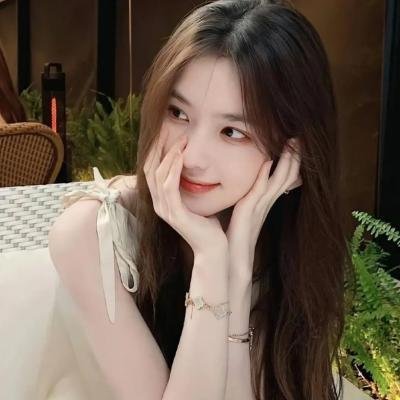 顶流粉丝被曝旧照被扒，长达一周热搜榜画面流出